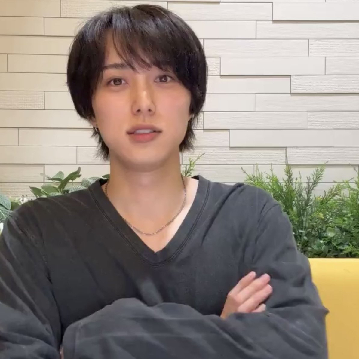 Behind-the-scenes cut of Ozaki Takumi (INI)