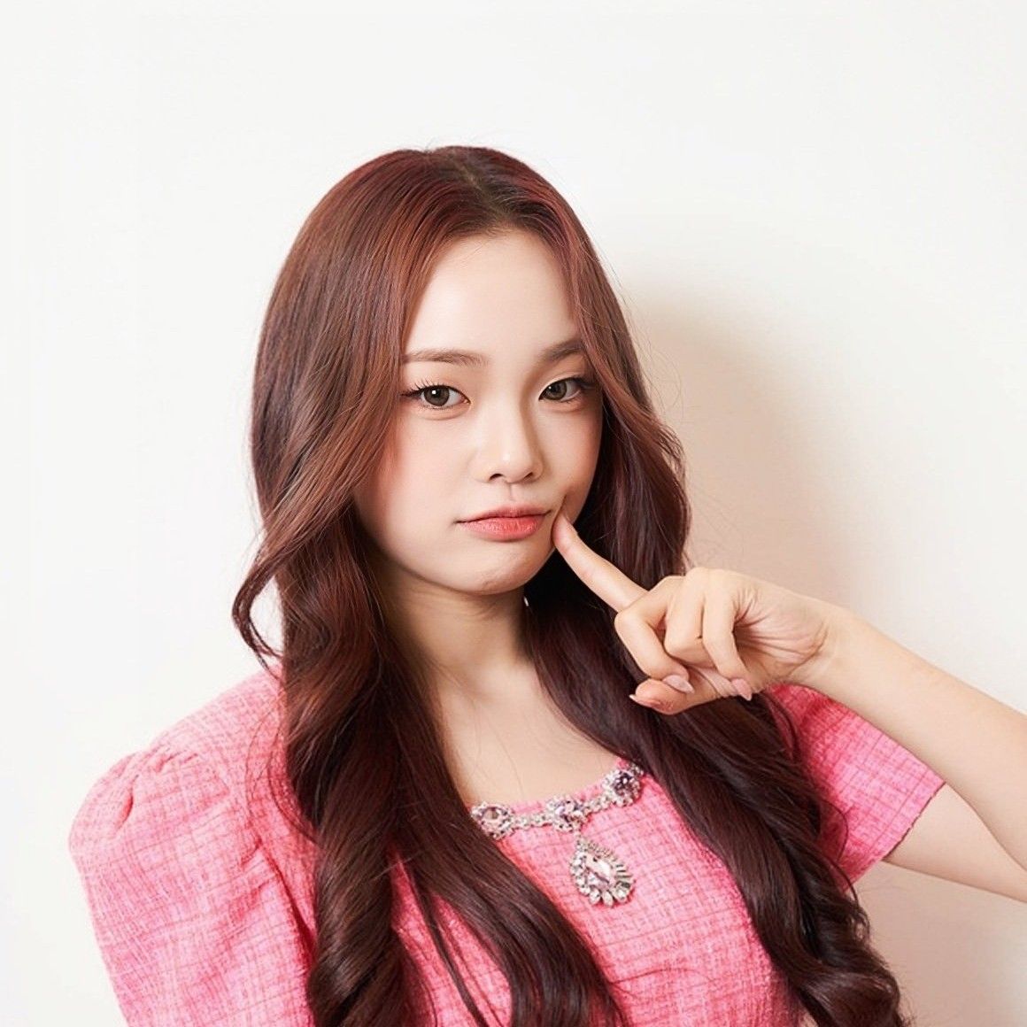 Behind-the-scenes cut of Park Boeun (CLASS:y)