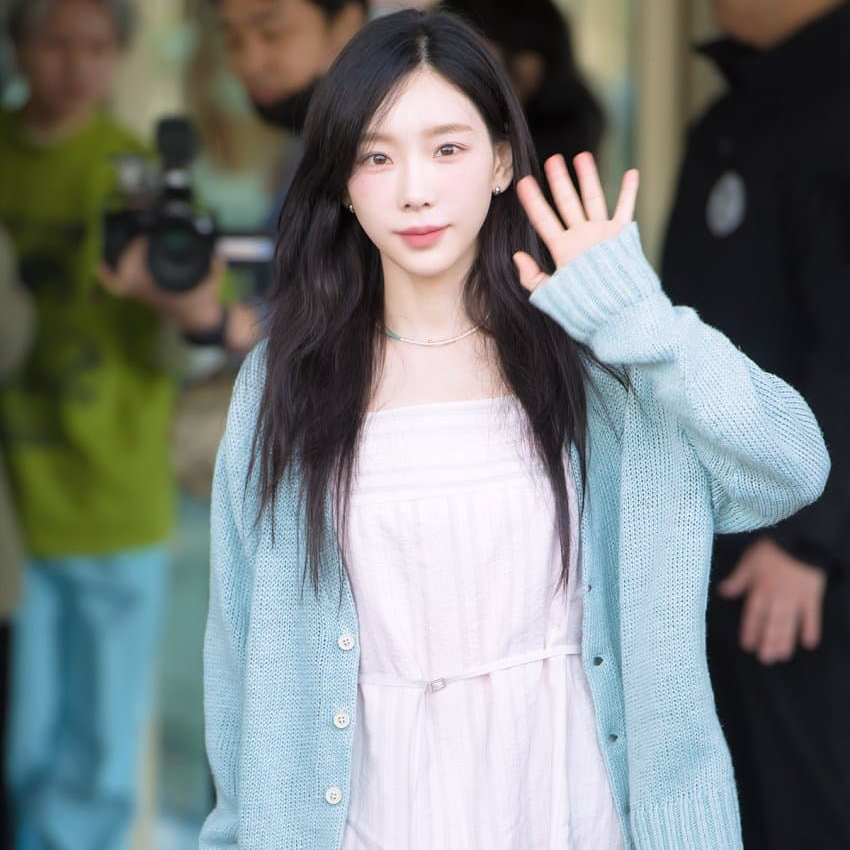 Latest photo of Taeyeon (Girls' Generation)