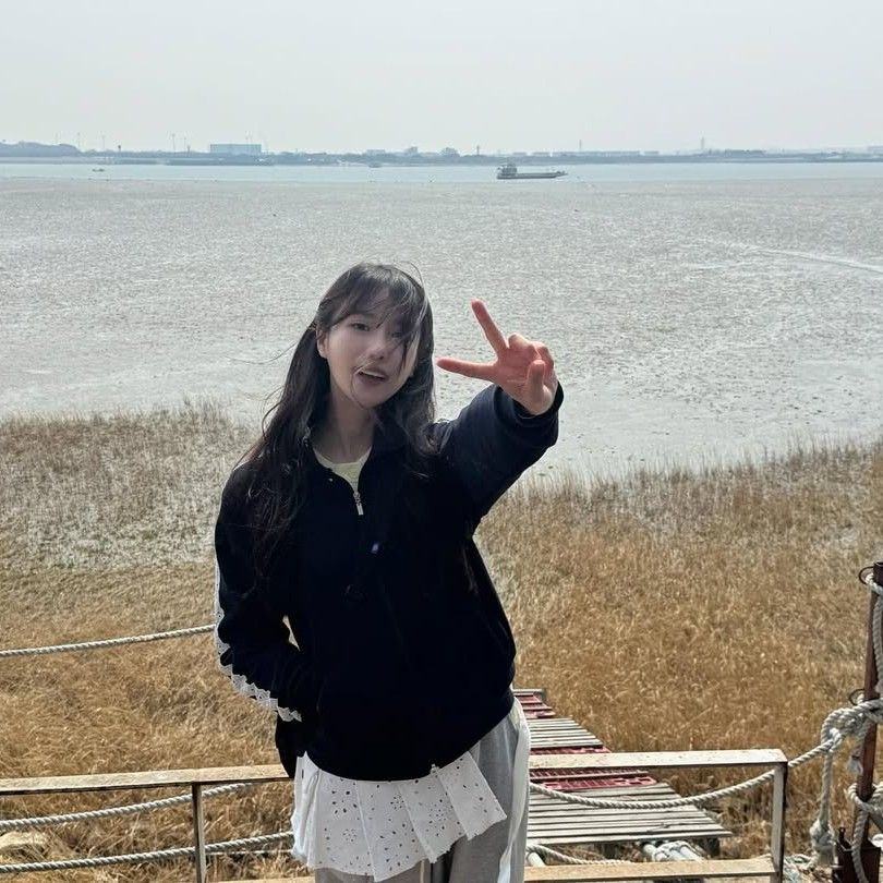 Behind-the-scenes cut of Lee Miju (Lovelyz)