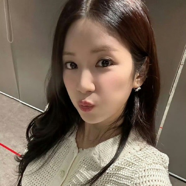 Apink パク・チョロン ファンダムコミュニティ │ KPOP人気No.1アプリ