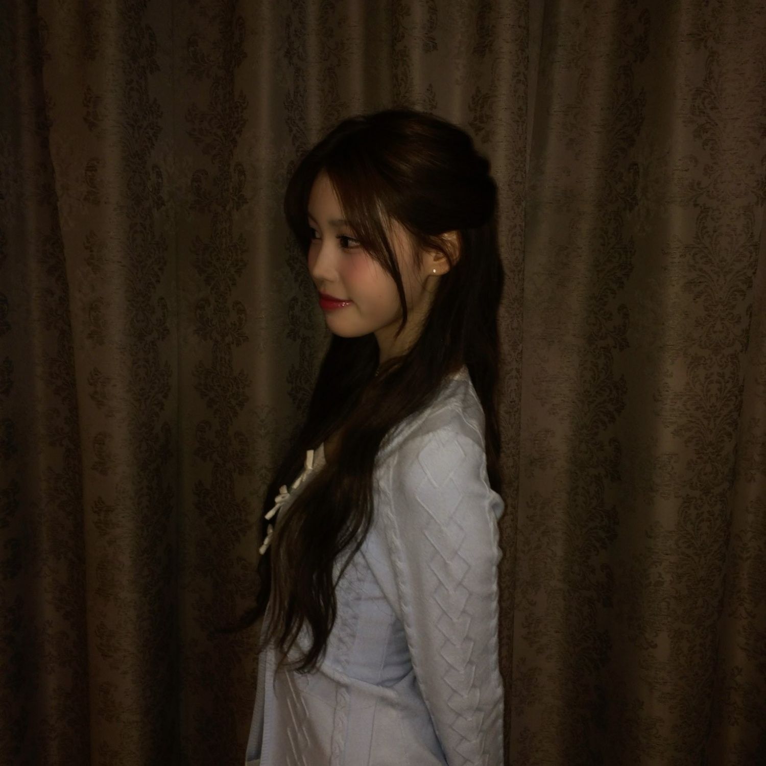 Latest photo of Jeong Saebi (izna)