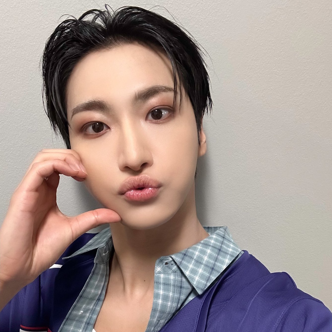 성화 (에이티즈)의 비하인드 컷