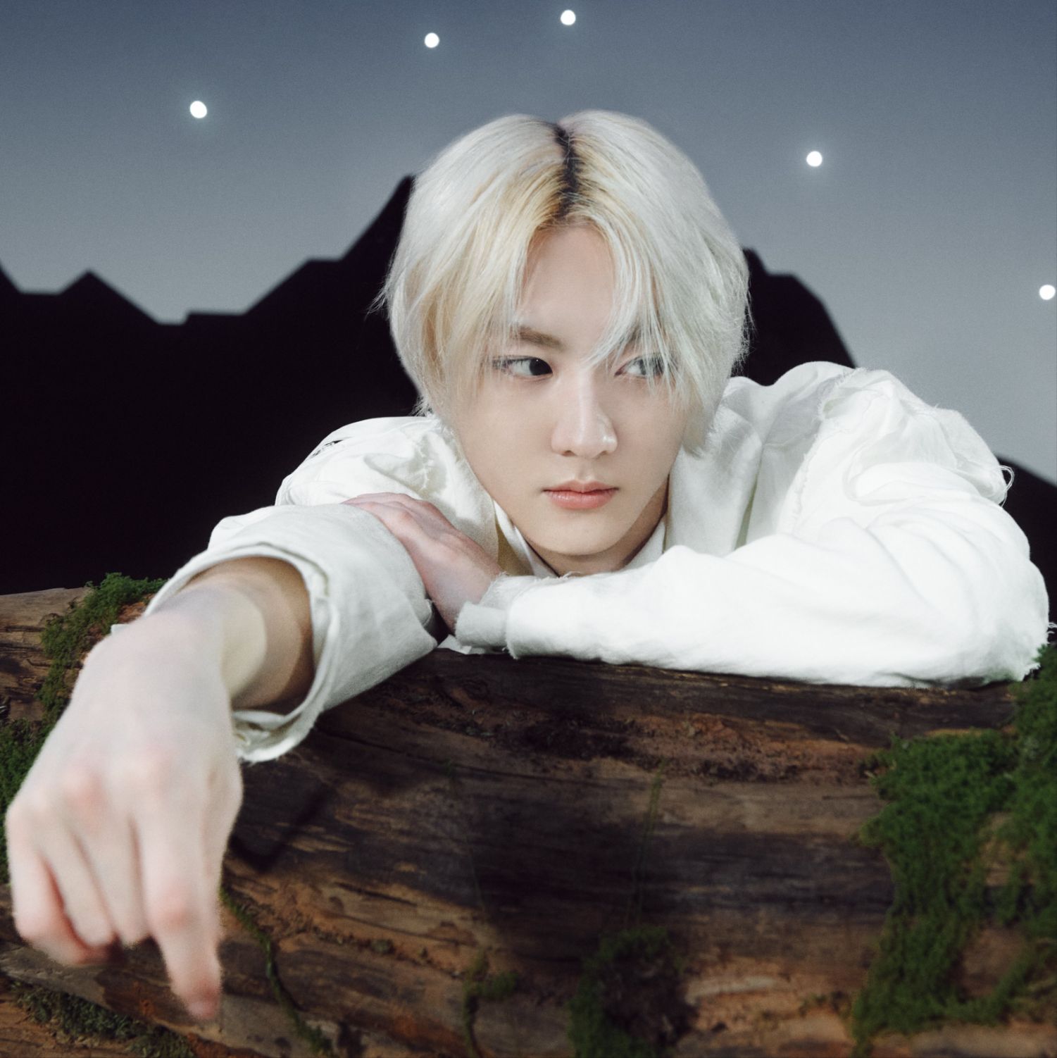 Foto aktivitas terbaru Jungwon (ENHYPEN)