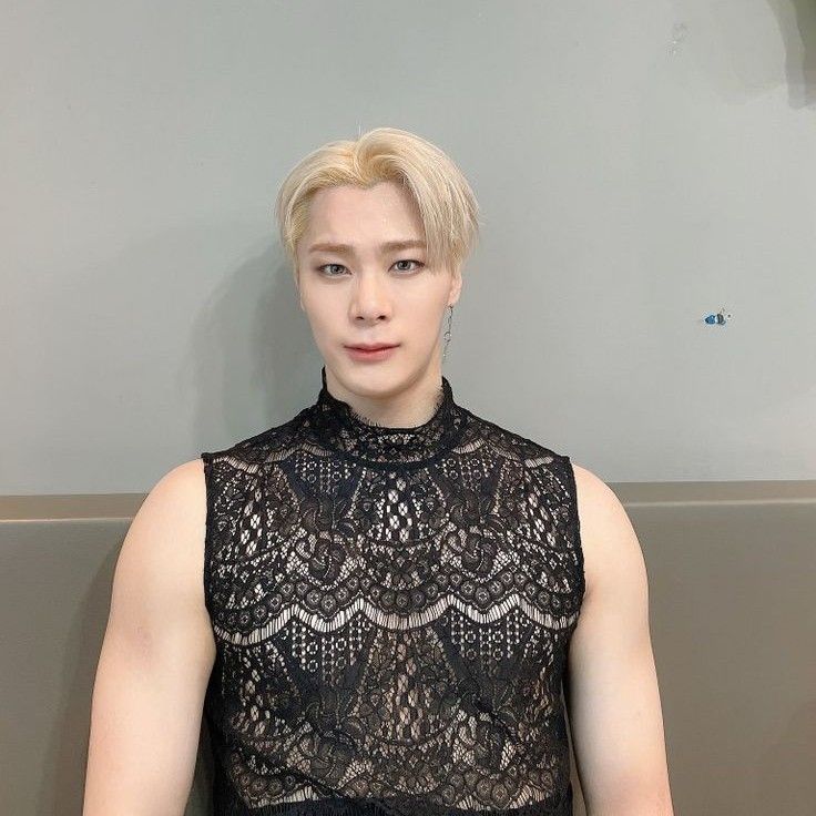 Behind-the-scenes cut of Moonbin (ASTRO)