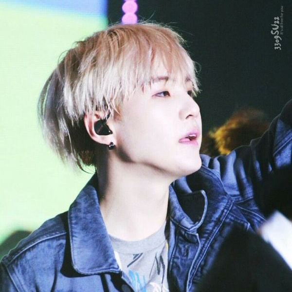 Potret di balik layar SUGA (BTS)