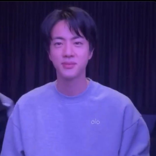 진 (방탄소년단)의 비하인드 컷