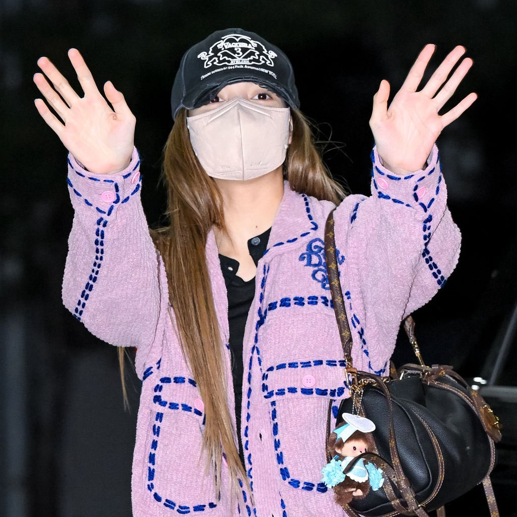 리사 (BLACKPINK) 최근 활동샷