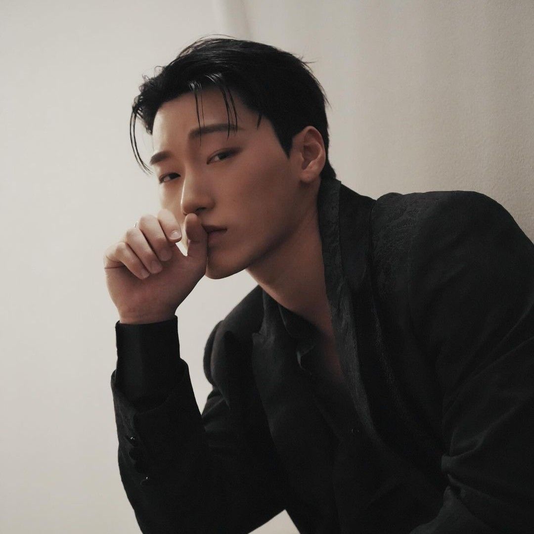 A moment captured by San (ATEEZ)'s fan