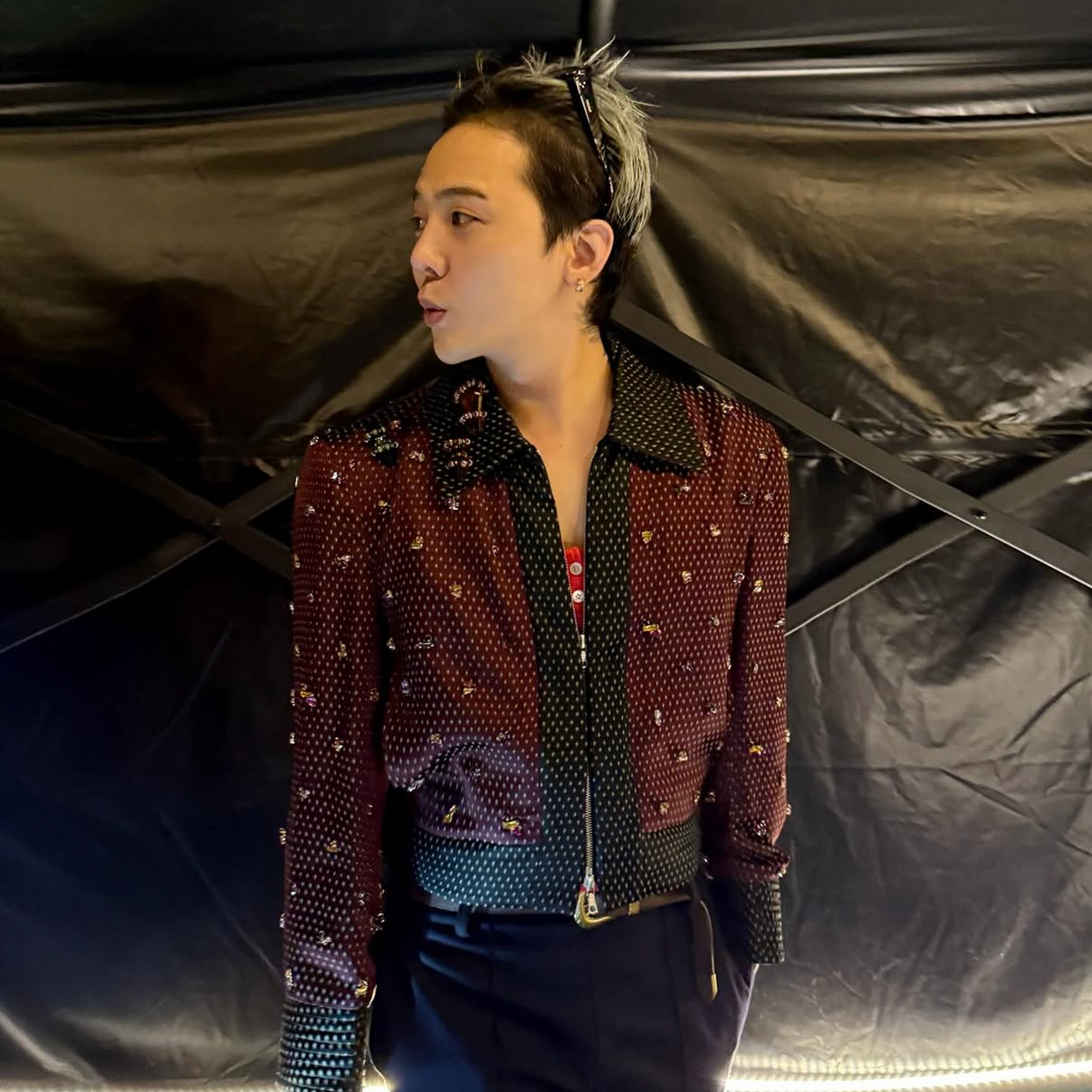 Behind-the-scenes cut of G-DRAGON (BIGBANG)