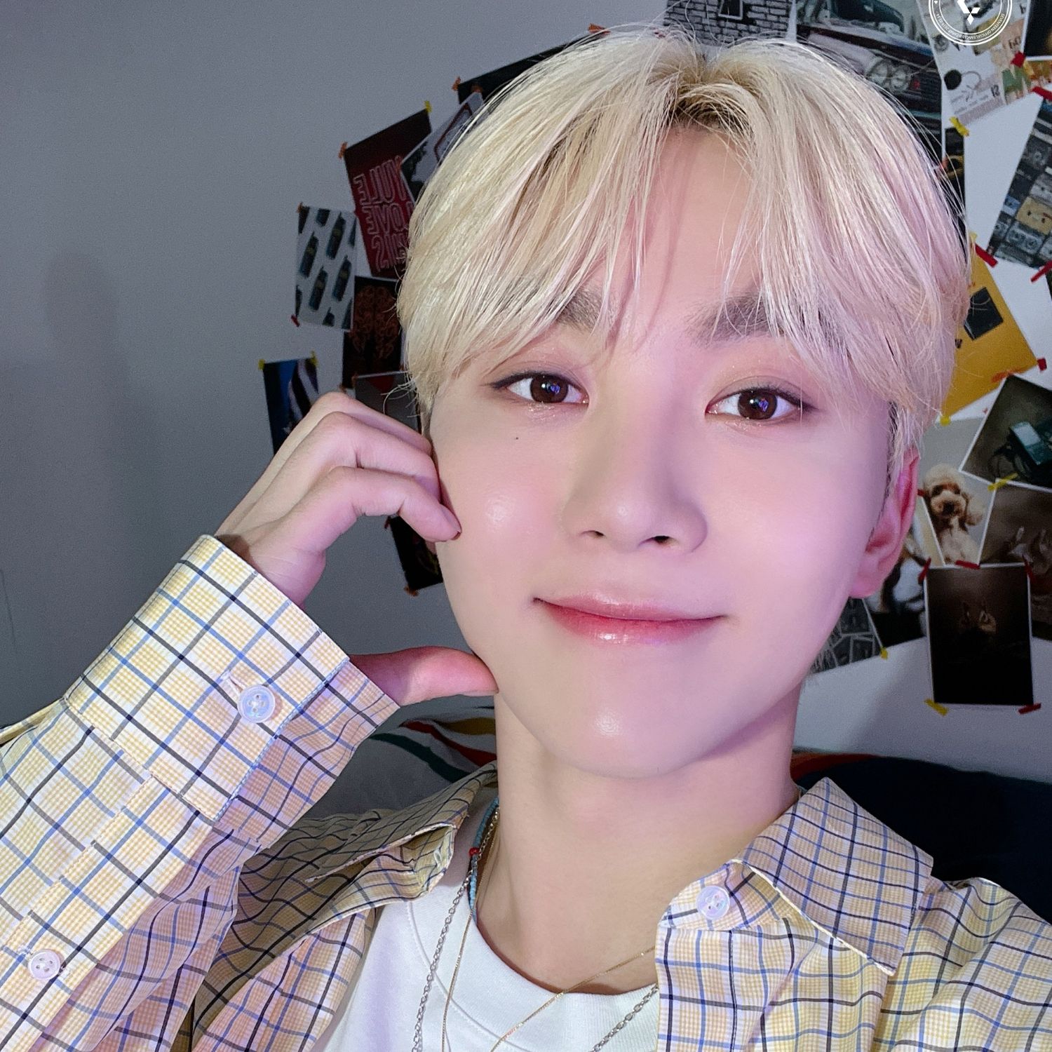 A moment captured by Seungkwan (SEVENTEEN)'s fan