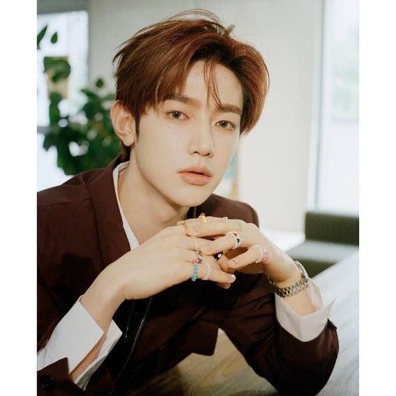 Latest photo of Zhang Hao (ZEROBASEONE)