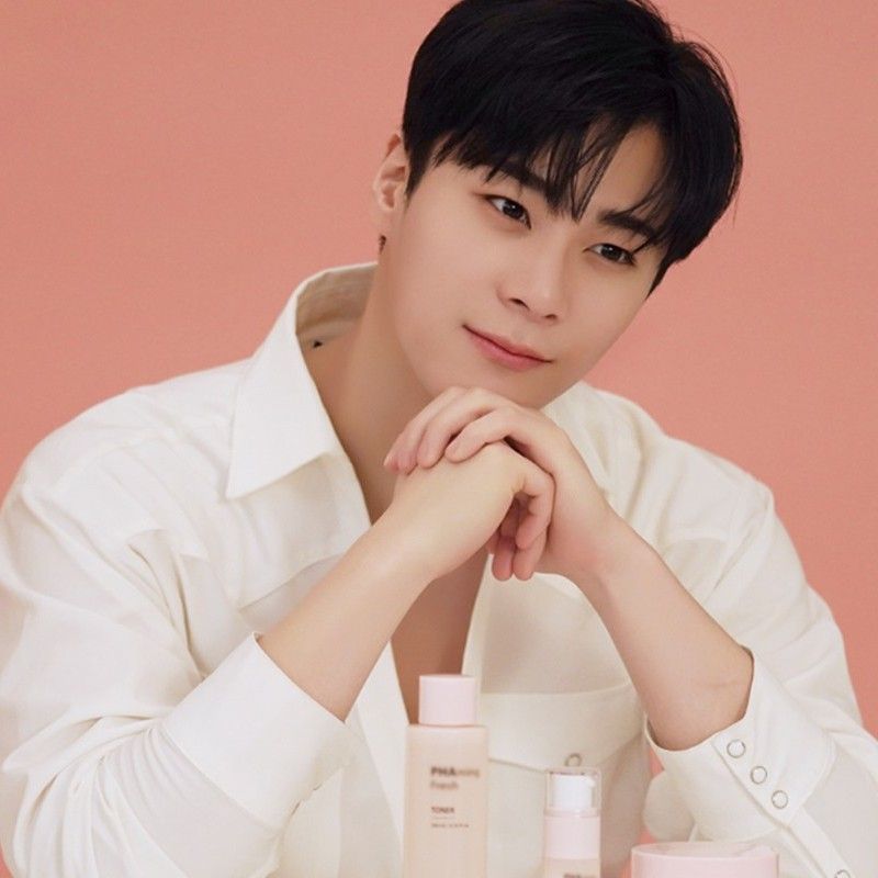 Behind-the-scenes cut of Moonbin (ASTRO)