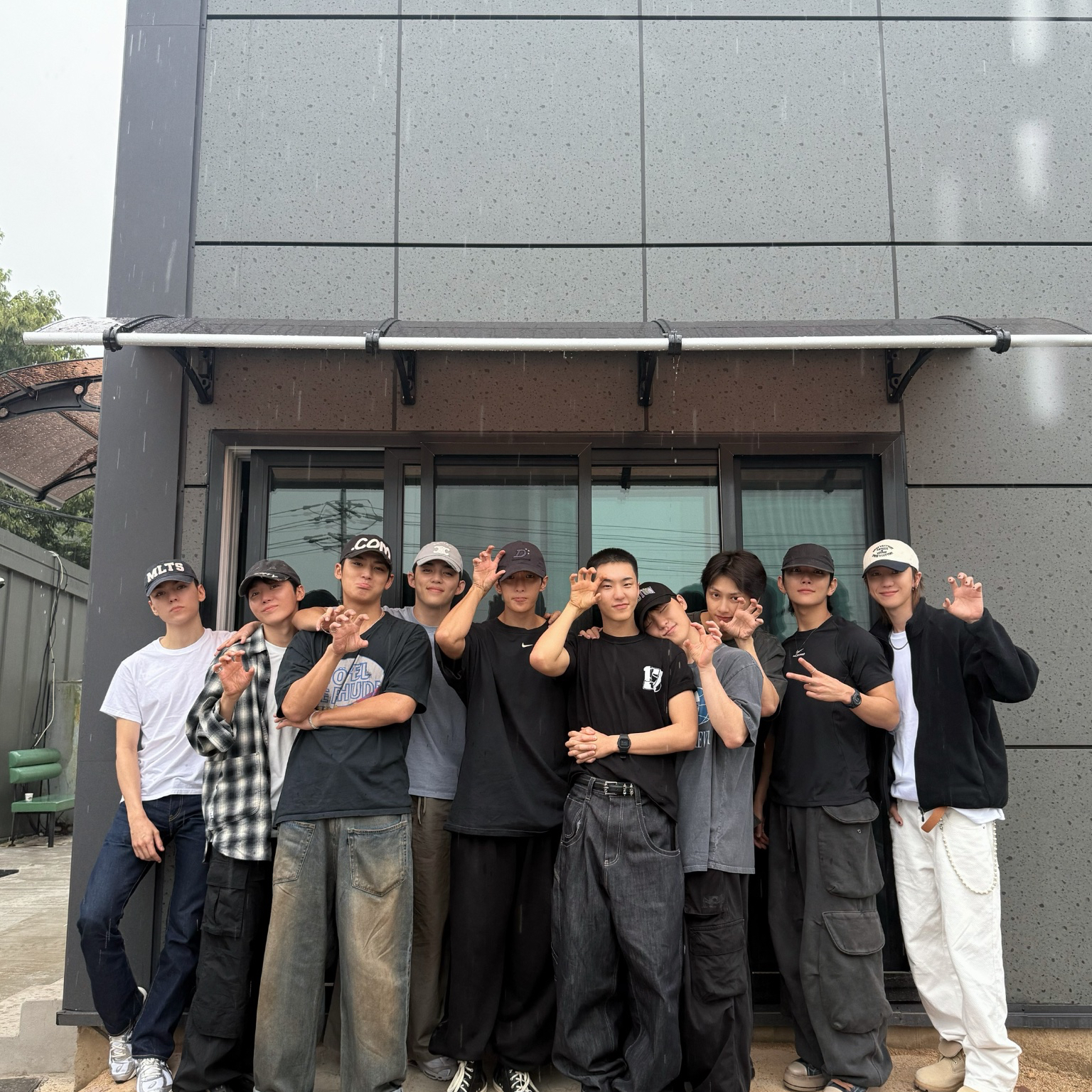 Foto terbaru SEVENTEEN