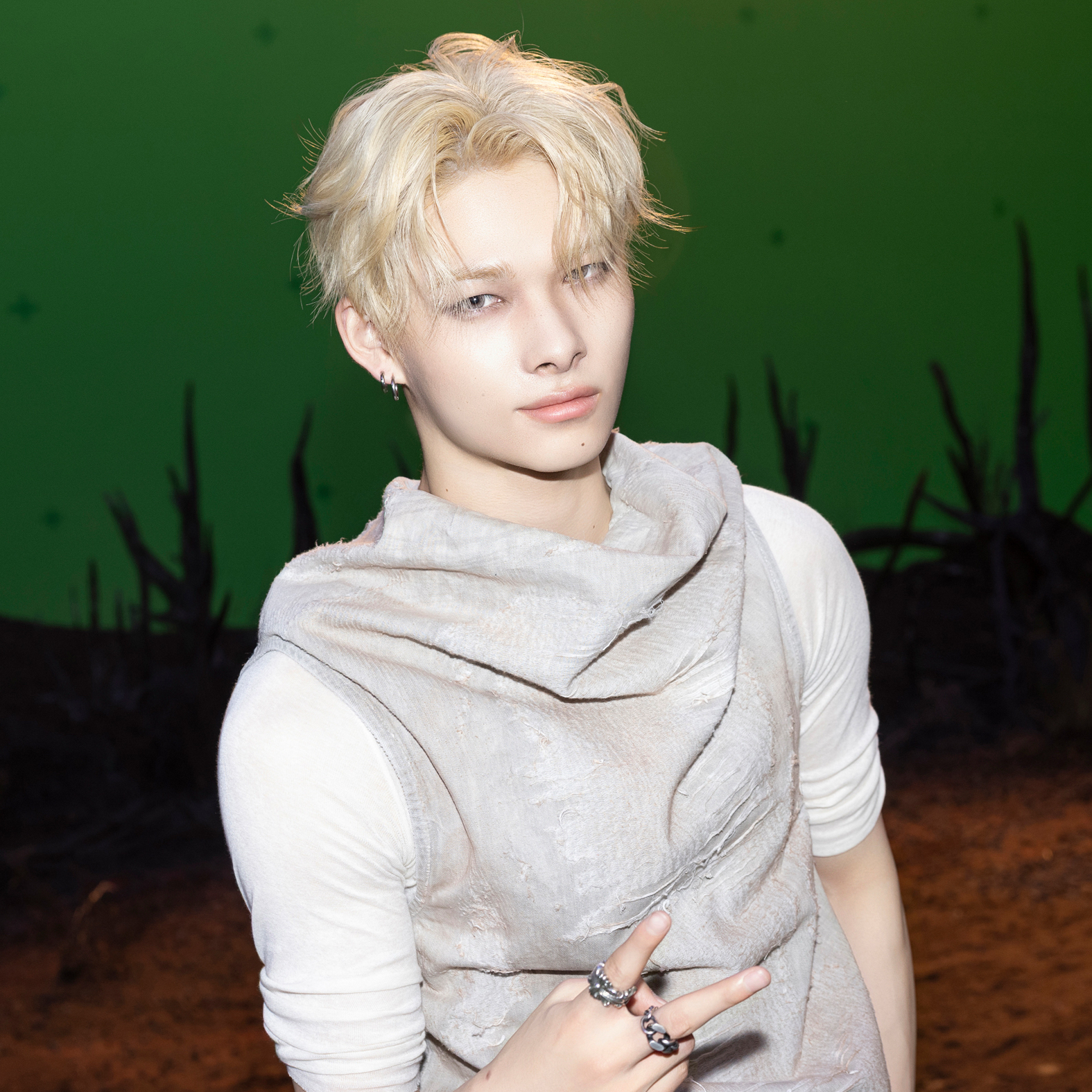 Behind-the-scenes cut of NI-KI (ENHYPEN)