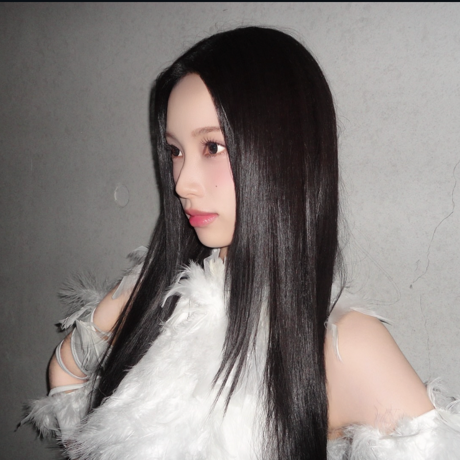 A moment captured by Woni (RESCENE)'s fan