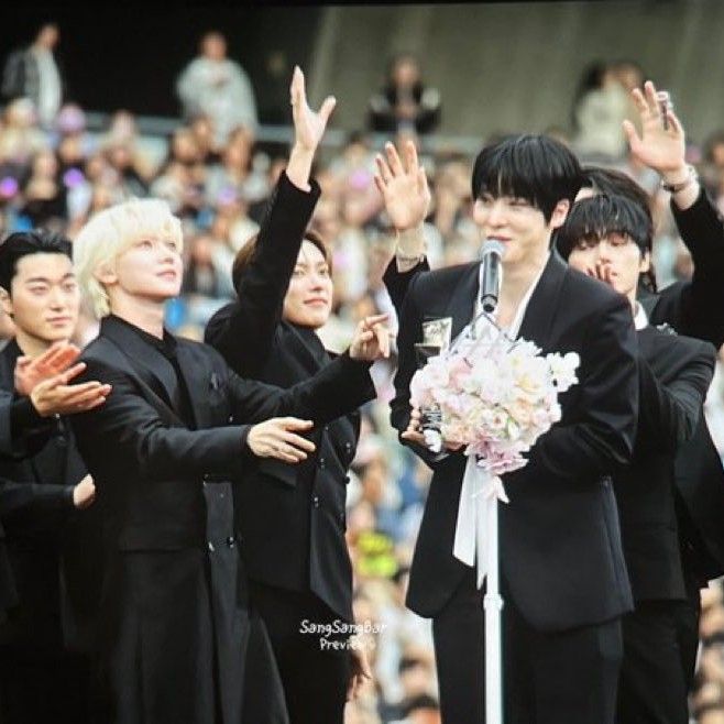 에이티즈 최근 활동샷