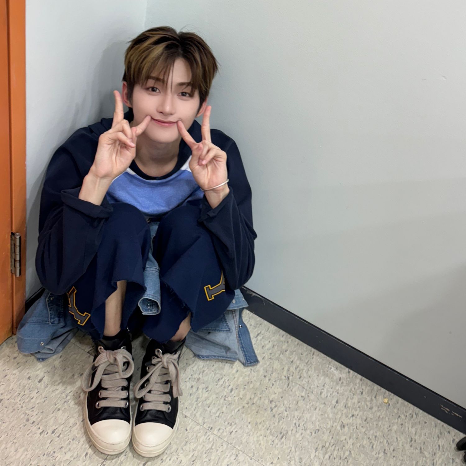 Latest photo of Jihoon (TWS)