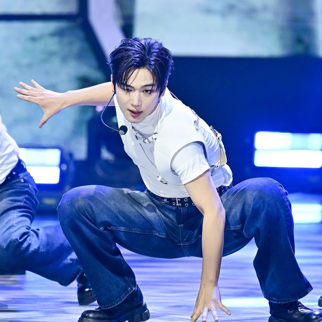 A moment captured by Kim Yohan (WEi)'s fan