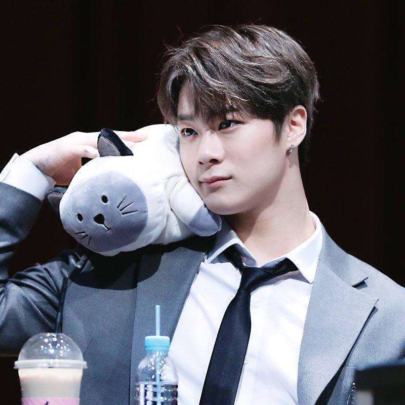 A moment captured by Moonbin (ASTRO)'s fan