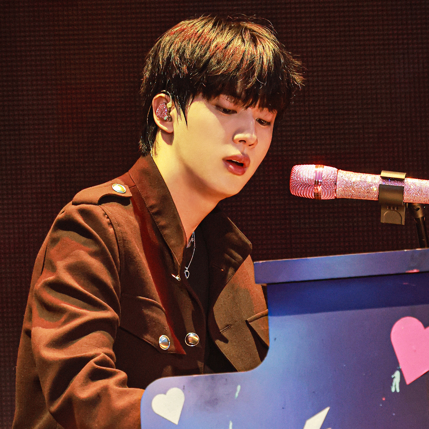 Behind-the-scenes cut of Jin (BTS)
