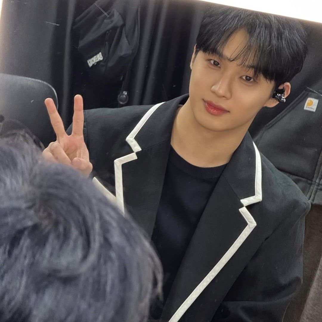 Latest photo of Lim Hyunsik (BTOB)