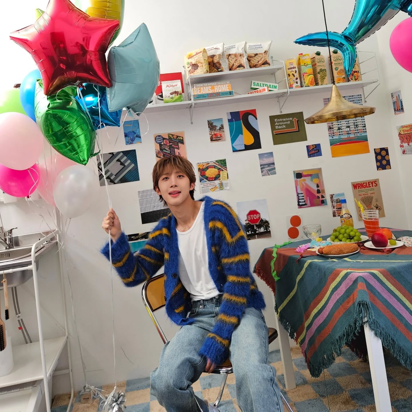 Behind-the-scenes cut of Hui (PENTAGON)