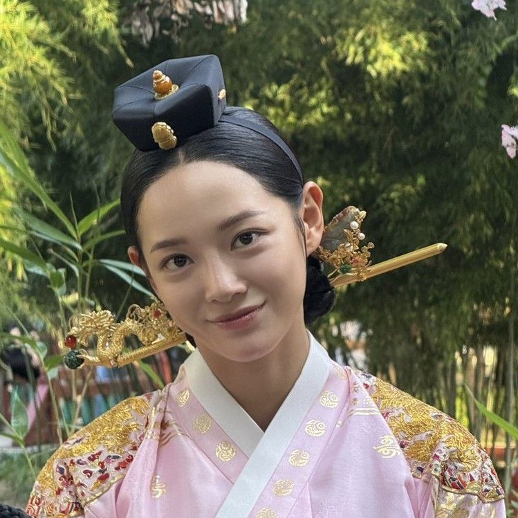 Recent activity shot of Sejeong