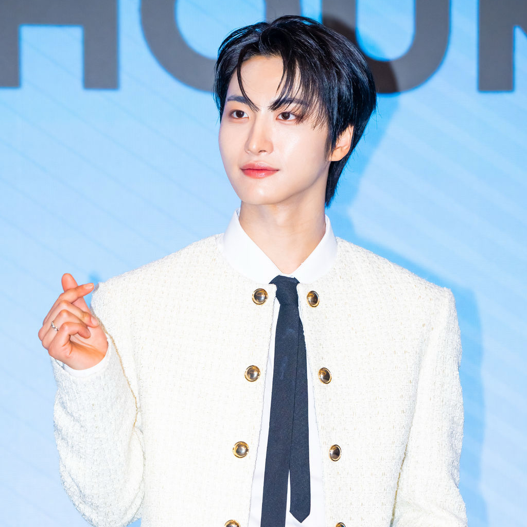 Behind-the-scenes cut of Seonghwa (ATEEZ)