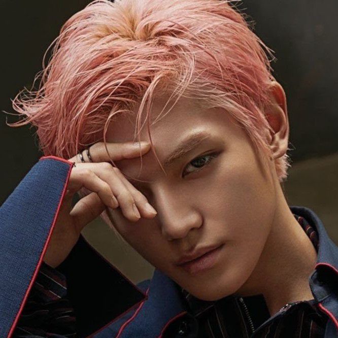 Behind-the-scenes cut of SuperM