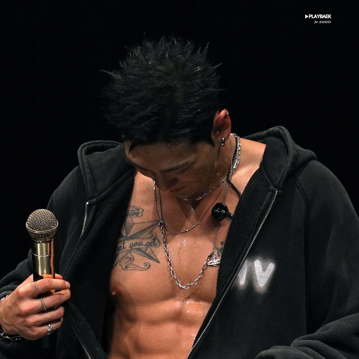 Foto aktivitas terbaru Baekho