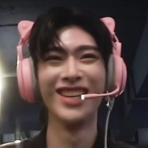 Latest photo of Ricky (ZEROBASEONE)