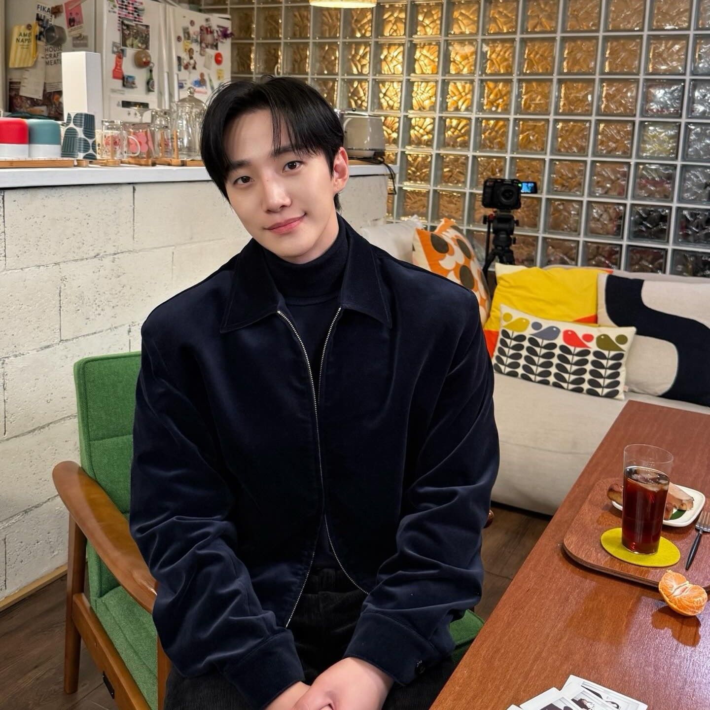 Latest photo of Junho (2PM)