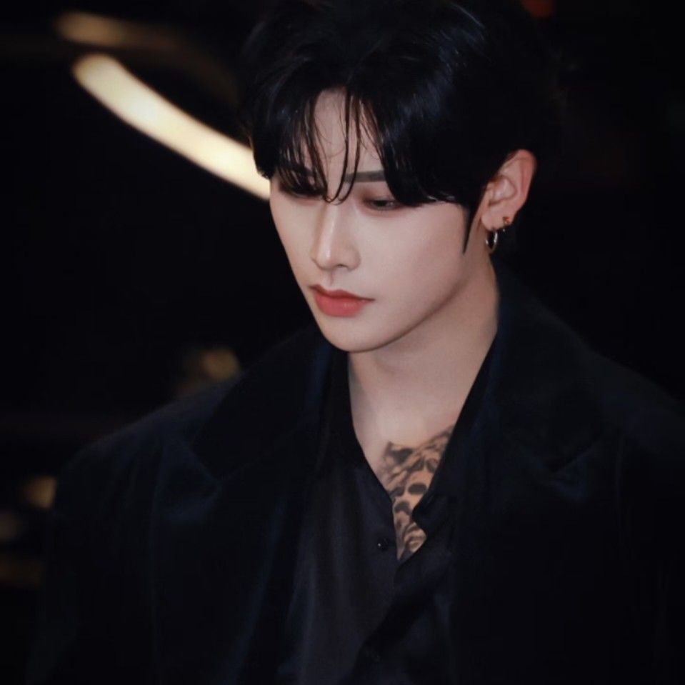 Ricky (ZEROBASEONE)的幕後花絮