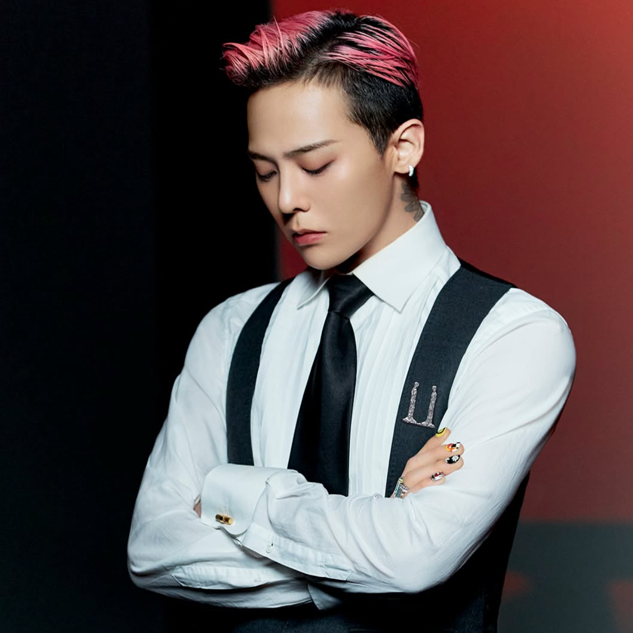 Behind-the-scenes cut of G-DRAGON (BIGBANG)