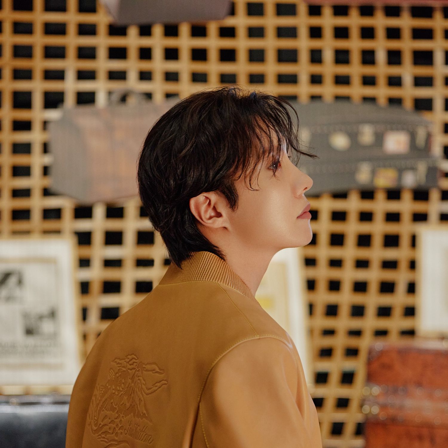 Foto terbaru j-hope (BTS)