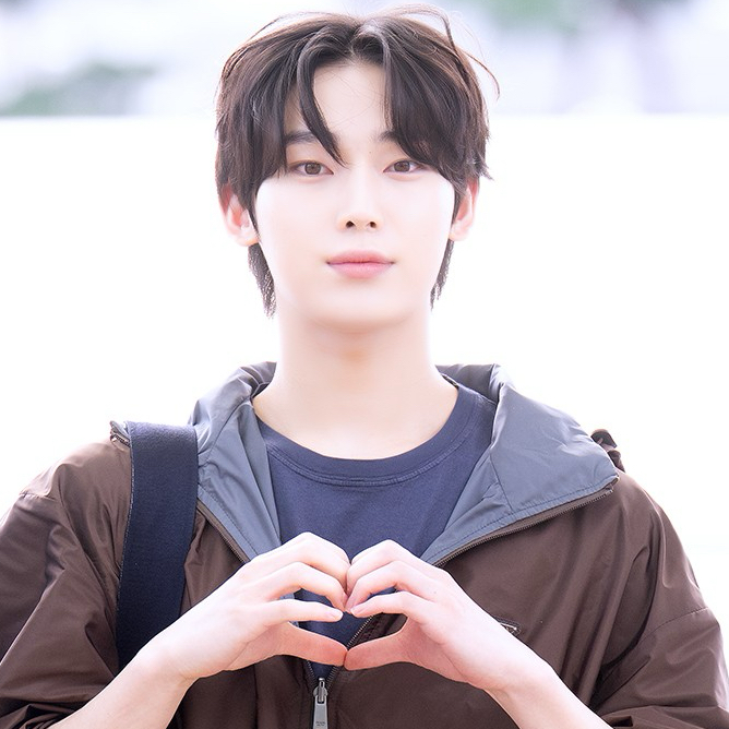 Latest photo of Sunoo (ENHYPEN)