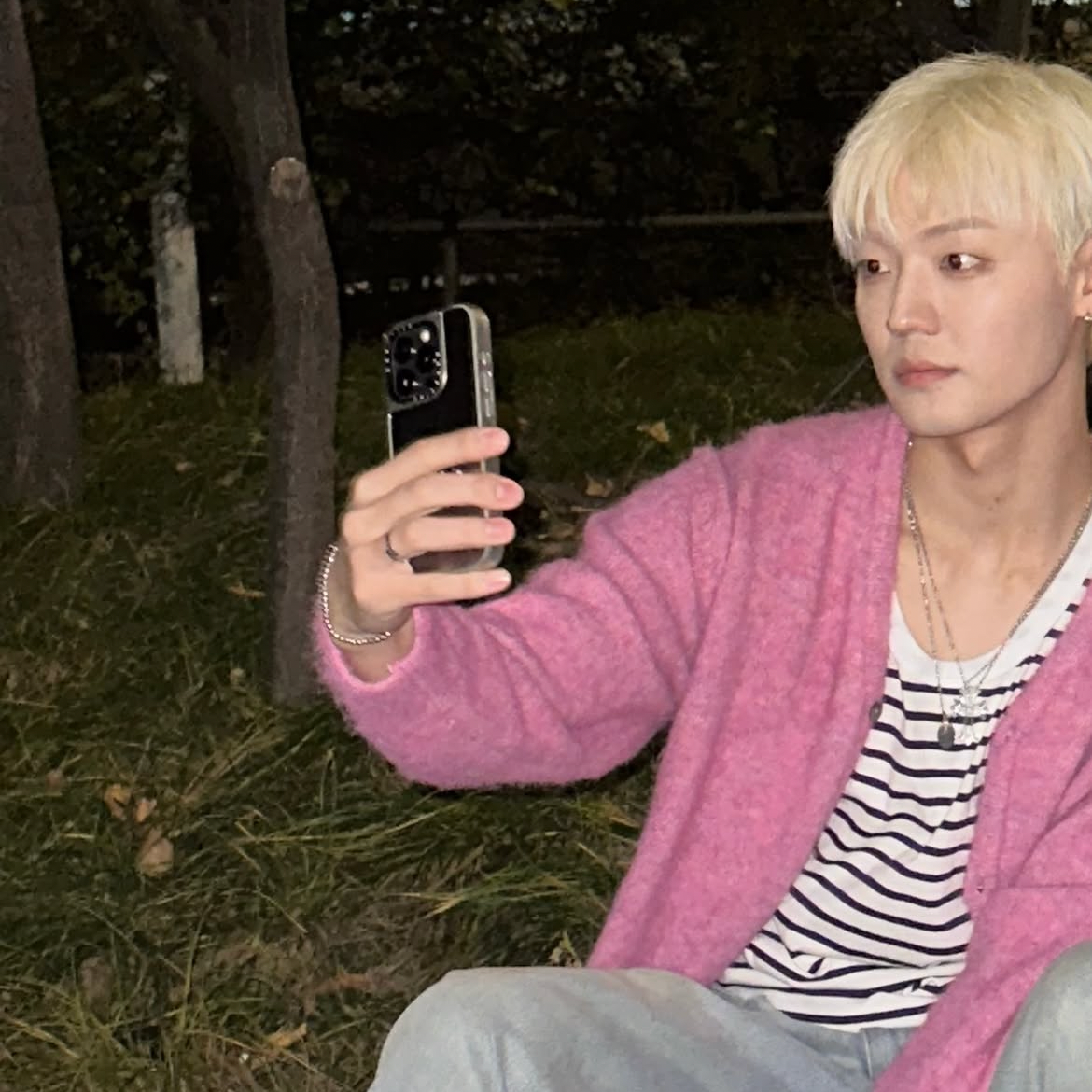 A moment captured by Chan (A.C.E)'s fan