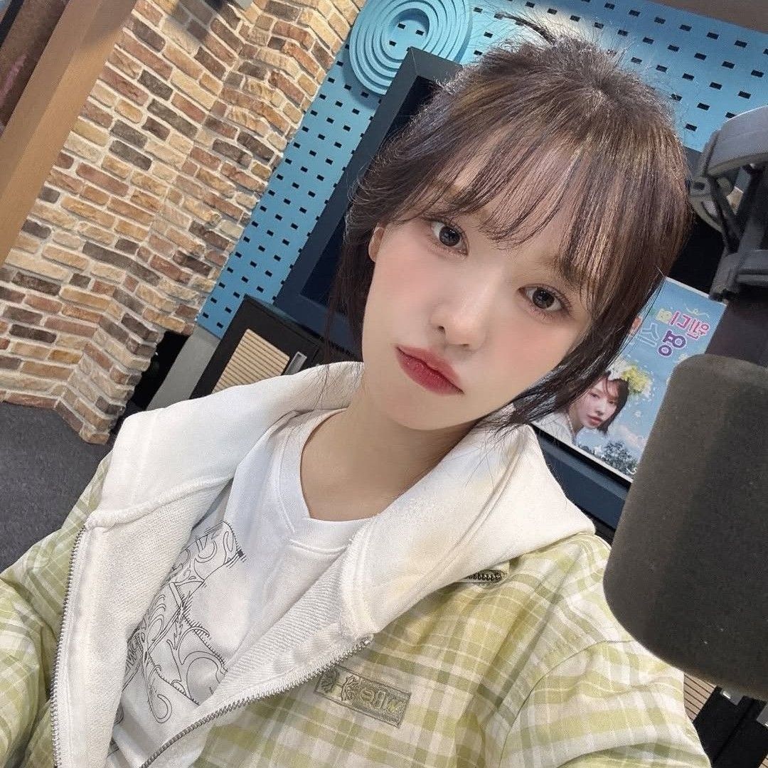 Recent activity shot of Wendy (Red Velvet)