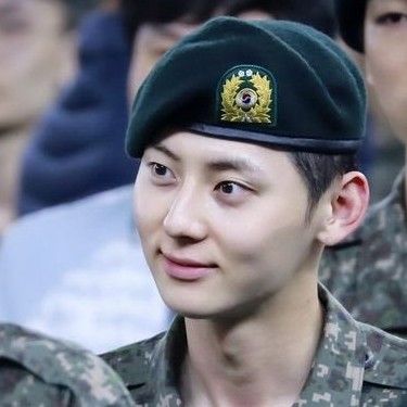 Recent activity shot of Hwang Minhyun