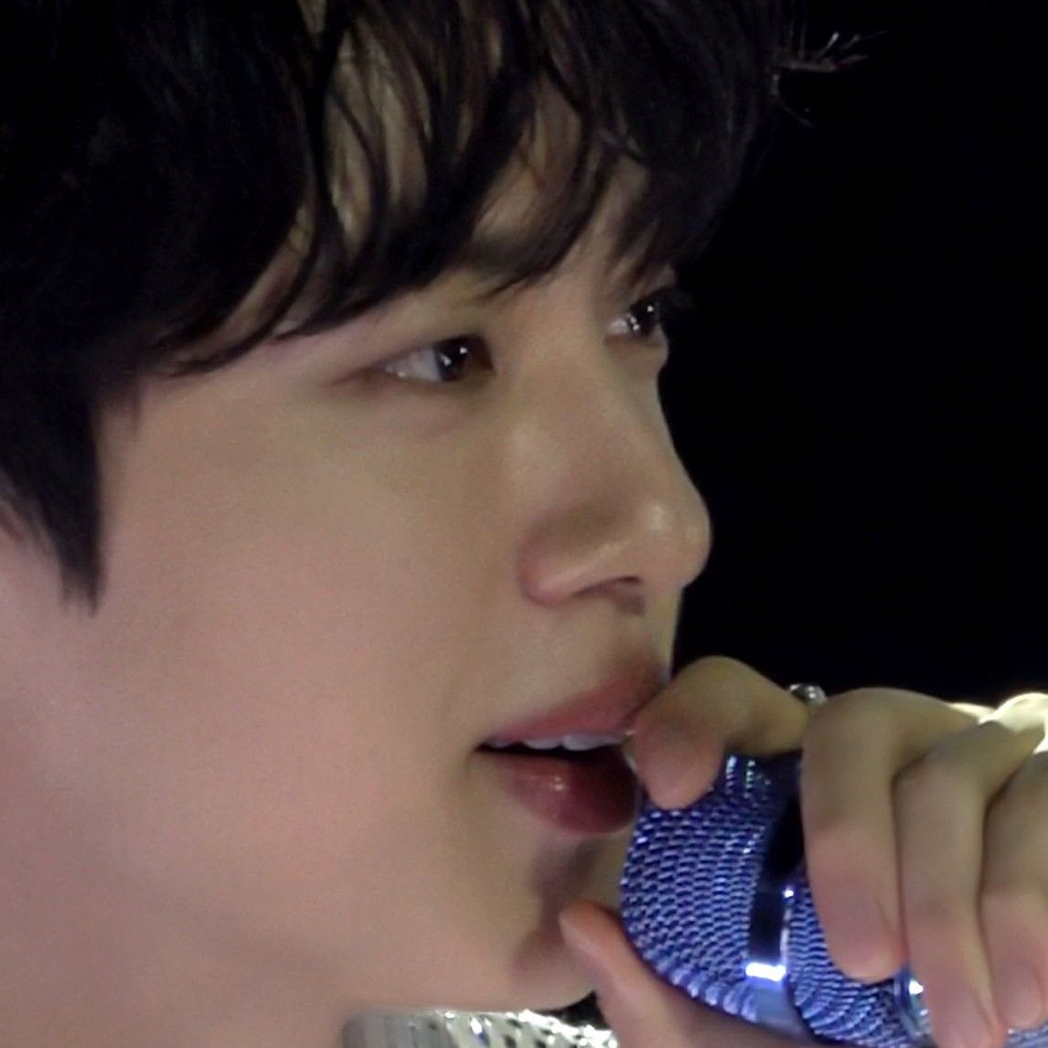 Potret di balik layar Jin (BTS)