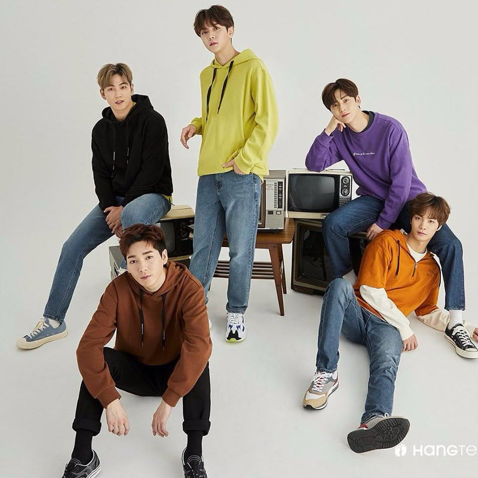 Behind-the-scenes cut of NU'EST