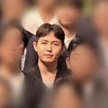 Behind-the-scenes cut of Kim Jaehwan