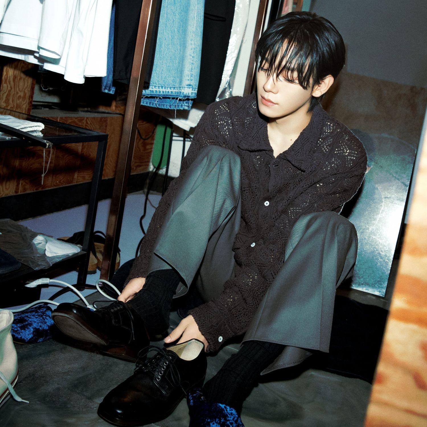 Behind-the-scenes cut of Chen (EXO)