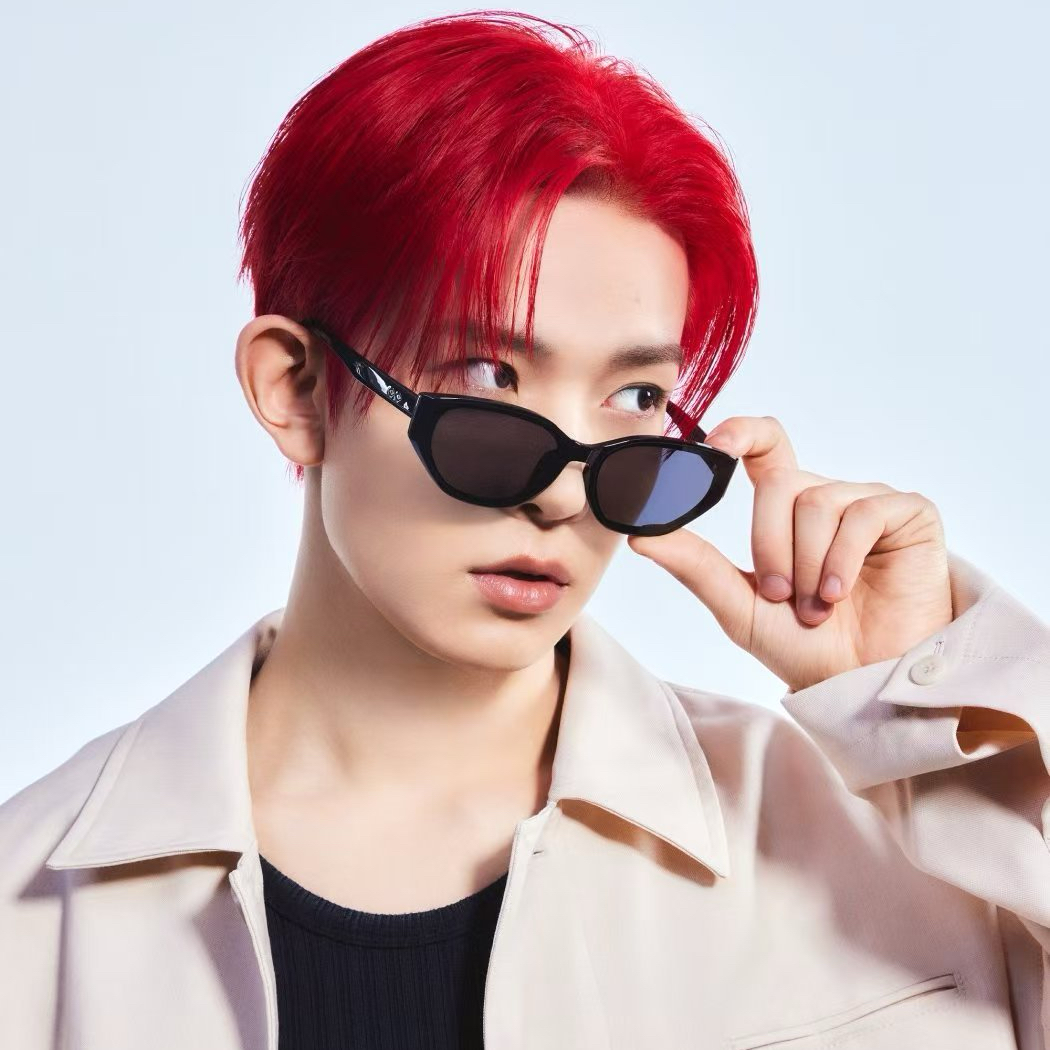 Foto aktivitas terbaru Heeseung (ENHYPEN)