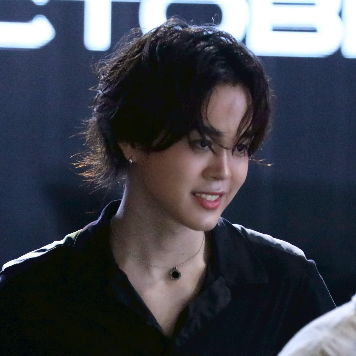 Behind-the-scenes cut of THI-O (NexT1DE)