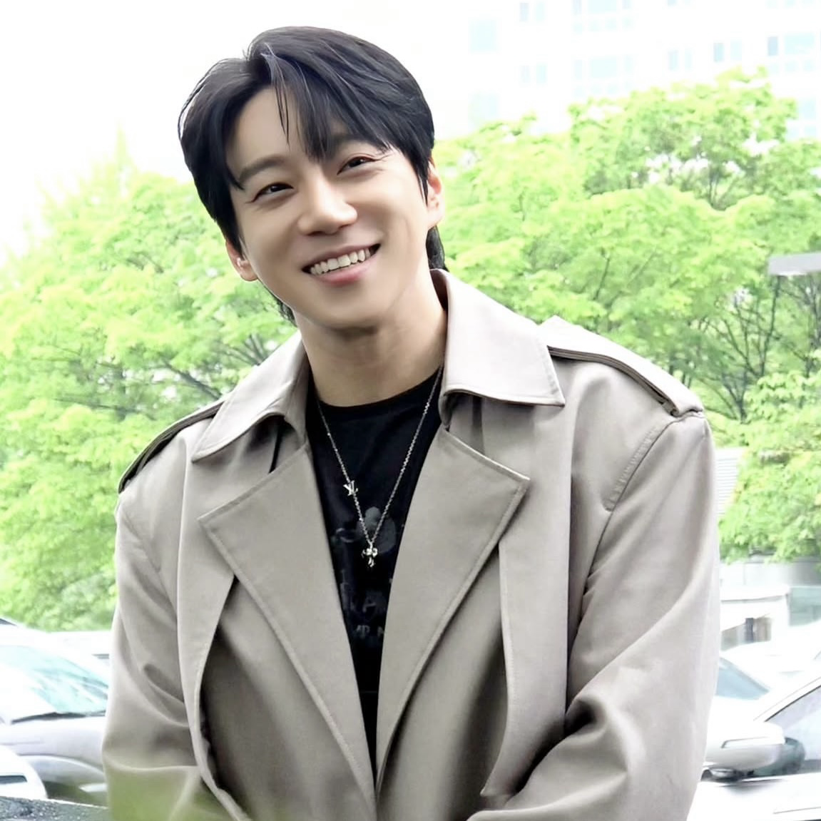 Latest photo of Hwang Chiyeol