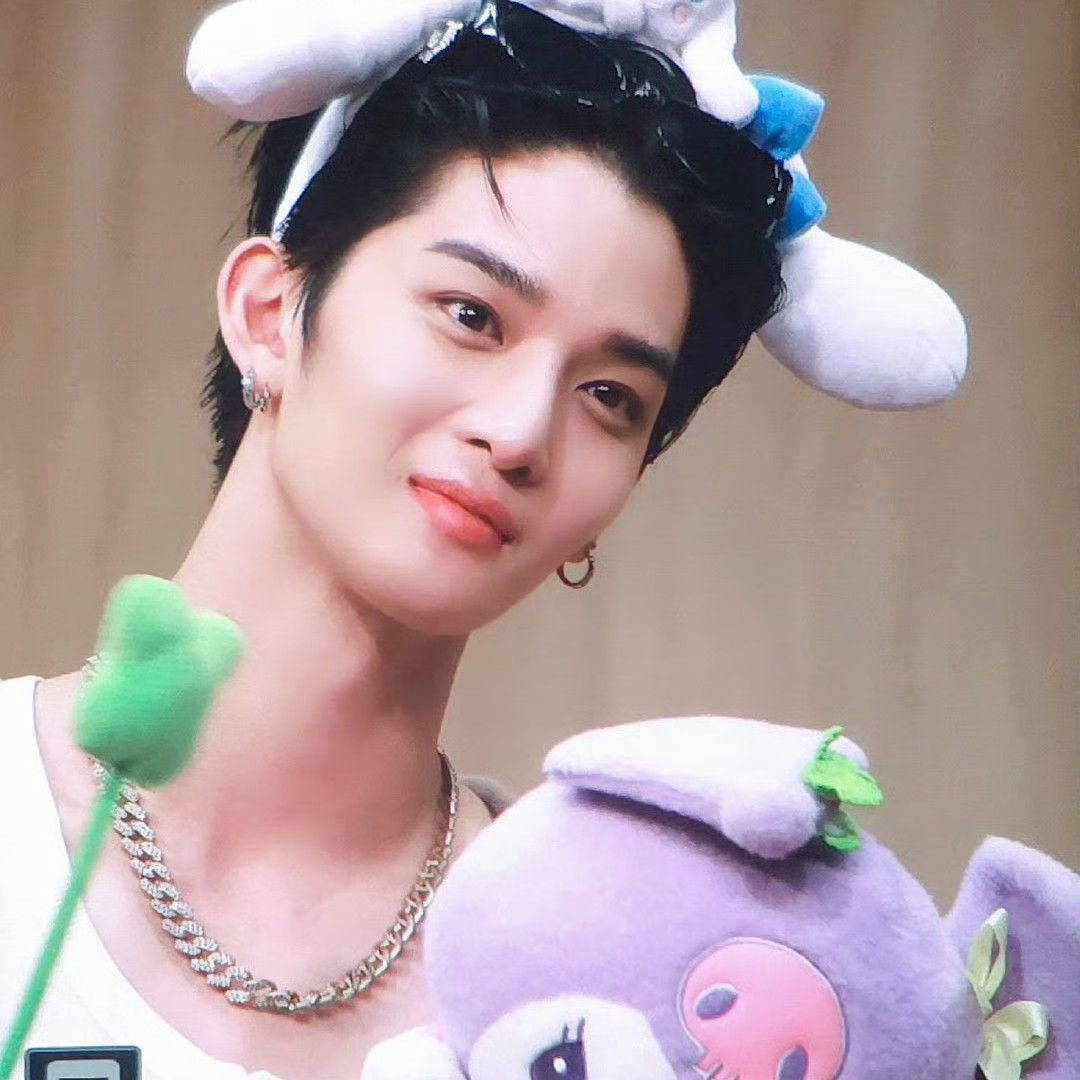 배진영 최근 활동샷
