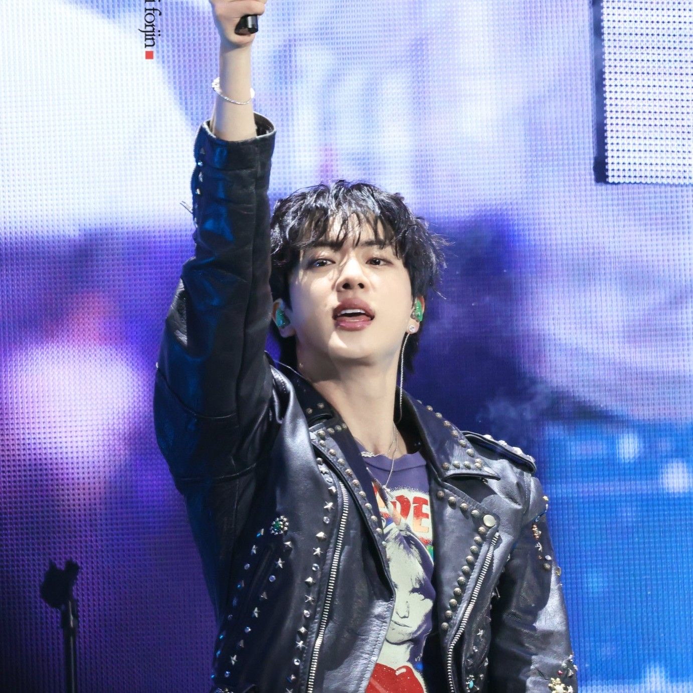 Foto terbaru Jin (BTS)