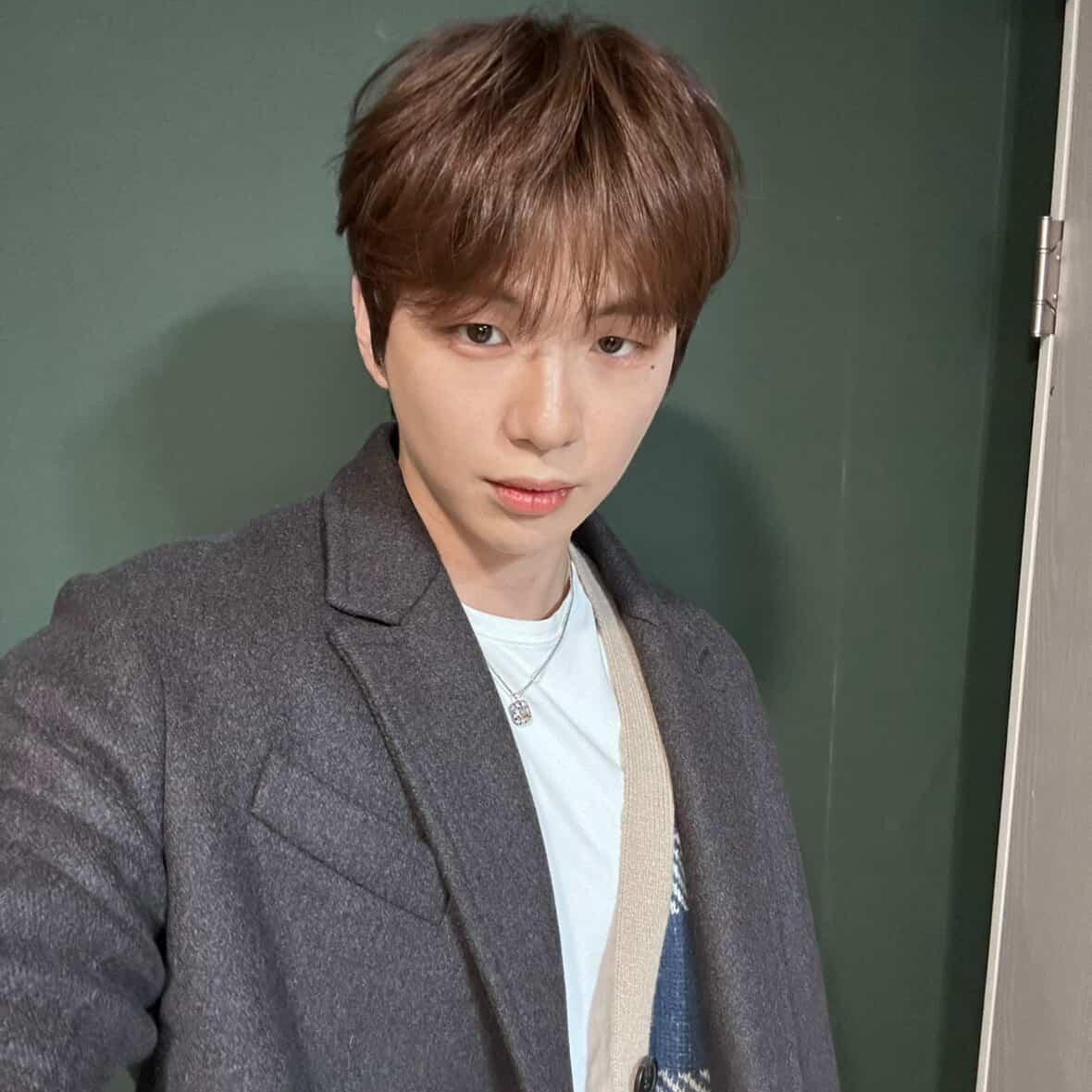 강다니엘 최근 활동샷